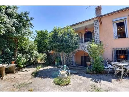 maison de village 4 pièces 161 m²