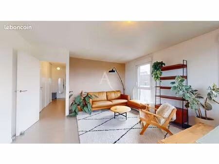 appartement 3 pièces 79 m²
