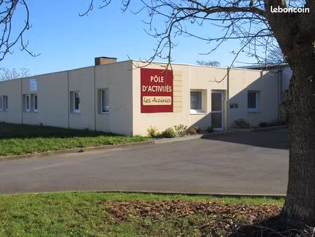 a louer 2 bureaux ou espaces d'activité