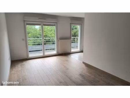 appartement 67m2 refait à neuf  calme et lumineux  2 chambres