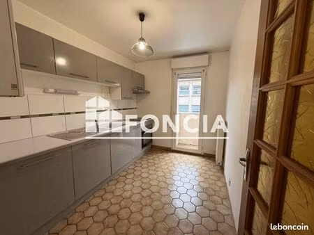 appartement 3 pièces 84 m²