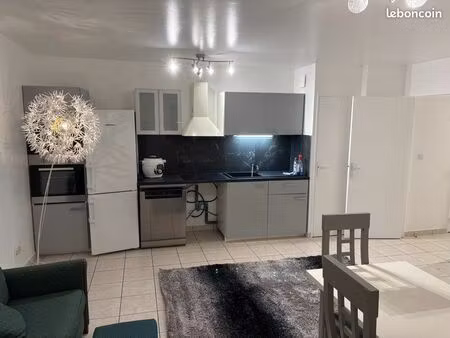appartement t3 meublé garage ascenseur balcon