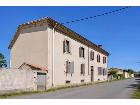 vente appartement 12 pièces 250 m² à ales (30100)  185 250 €