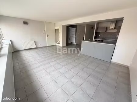 appartement 4 pièces 83 m²