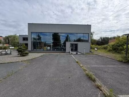 immeuble semi-industriel à vendre à wauthier-braine