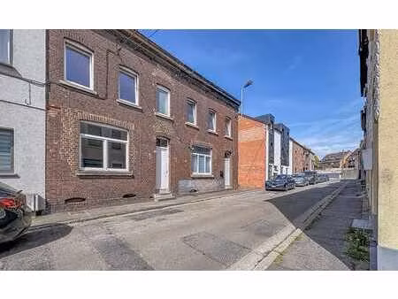 charmante maison a renover