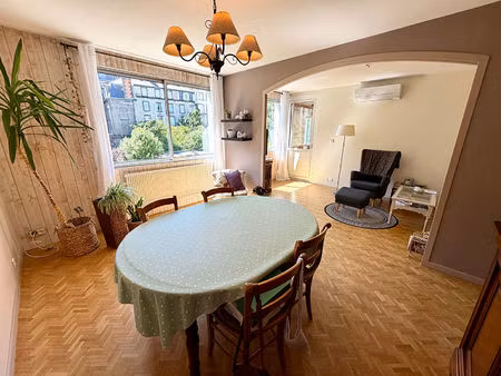 clermont-ferrand / cours sablon appartement à vendre avec balcon et garage !