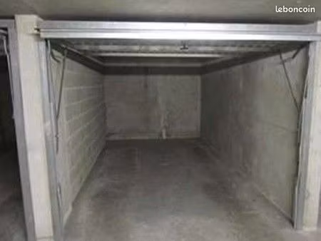 box dans parking sous-sol sécurisée – hypercentre istres – résidence récente