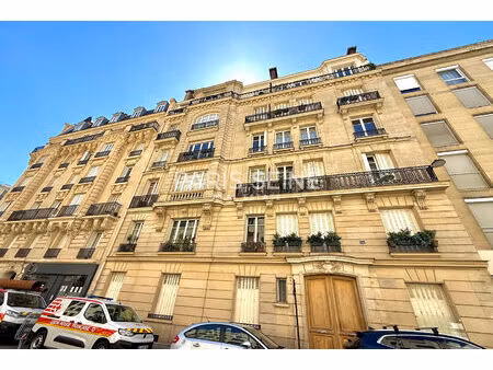 ** vaneau ** magnifique appartement calme et lumineux!