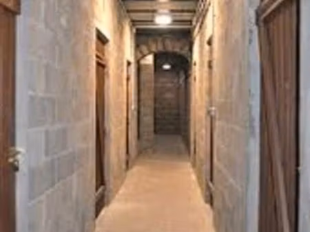 loue cave / box dans copropriété fermée et sécurisée de 6m2 - garde meubles