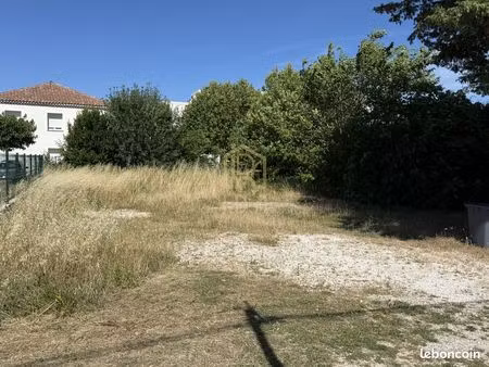 terrain 460 m² marignane