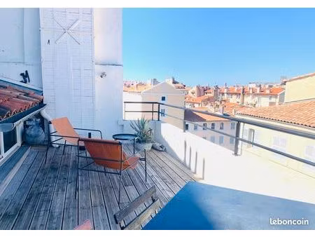 rare vieux-port/opéra - studio 25 m2 - terrasse 23 m² - mezzanine 7 m2 - dernier étage