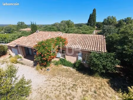 villa 4 pièces 93 m²