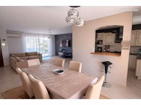 vends maison plain pied 5 pièces 132 m2