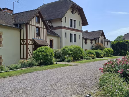 a louer bel appartement dans la résidence les haras de joyen