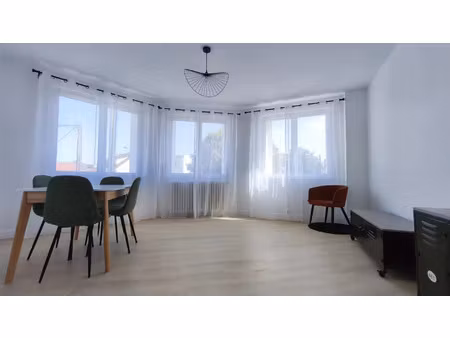 location appartement 3 pièces 61 m2 à champigny-sur-marne