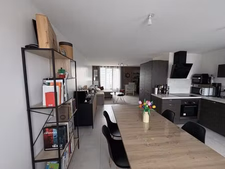 le pont-de-claix / 5 allée des acacias  appartement t3 meublé avec goût