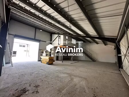 location entrepôt vendres 34350 152m² à 304m²