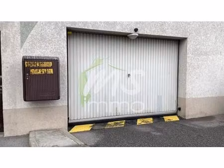 parking n°13 - gap