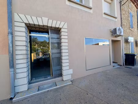 local commercial sarrians 40 m2