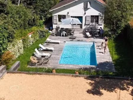 location meublée maison 6 pièces 171 m² à saint-didier-au-mont-d'or (69370)  3 140 €
