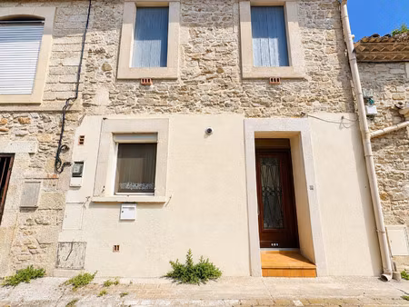 à louer maison de village avec garage à marsillargues
