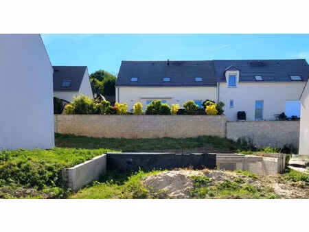 terrain avec permis et fondations réalisées - 279 m2 à 0rgeval (78630)