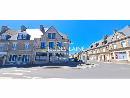immeuble barenton - commerce et deux appartements