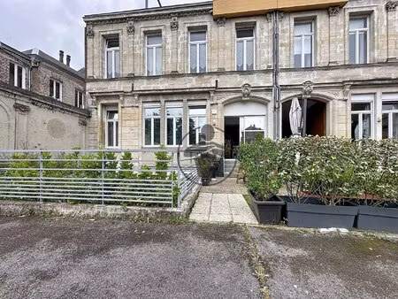 bel appartement 6 pièces de 125 m² à saint-quentin