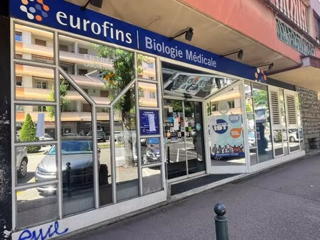 location commerce aix-les-bains 73100 162m²