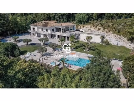 bouliac: maison contemporaine de 11 pièces