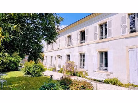 demeure de prestige à proximité du mêle sur sarthe - ref.l15365