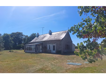 maison en pierre rénovée 4 pièces 82m2 - petit auverné