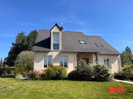 blot immobilier  pavillon très bon état avec vie de plain pied sur 680 m² environ de terra