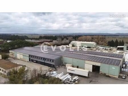 local industriel 800 m²