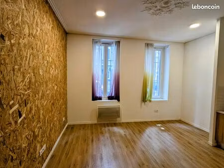 à louer – local commercial – marseille (cours franklin roosevelt)