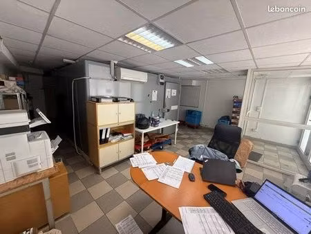 local 75 m² marseille