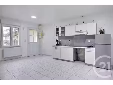 appartement f4 à louer - 4 pièces - 57 27 m2 - st laurent nouan - 41 - centre