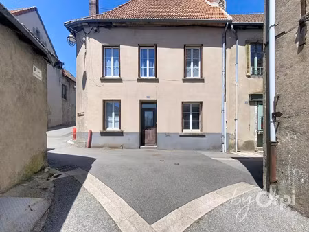 vente maison 3 pièces 90 m² montaigut-en-combraille (63700)