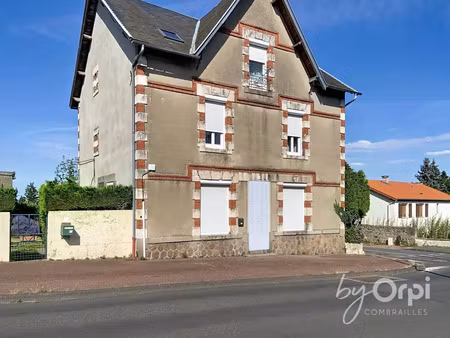 vente maison 8 pièces 224 m² montaigut-en-combraille (63700)