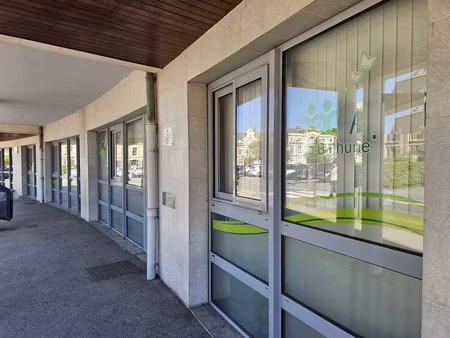 vente commerce 260 m² béthune (62400)