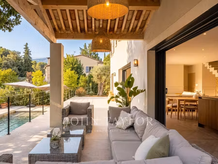 villa de luxe à louer dans le quartier saint jacques sud
