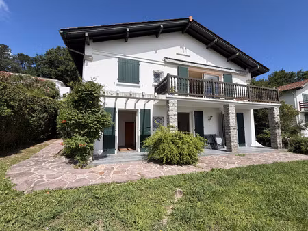 maison de luxe à vendre dans le quartier nord