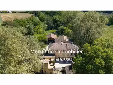 maison de luxe à vendre à la tour-d'aigues