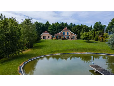 maison de luxe à vendre dans le quartier mounicq-taranelle-trinite-soarns