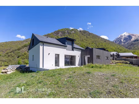 vente maison 4 pièces 116 m² argelès-gazost (65400)