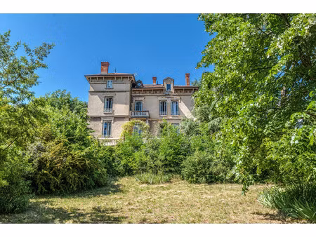 maison de luxe à vendre à caluire-et-cuire