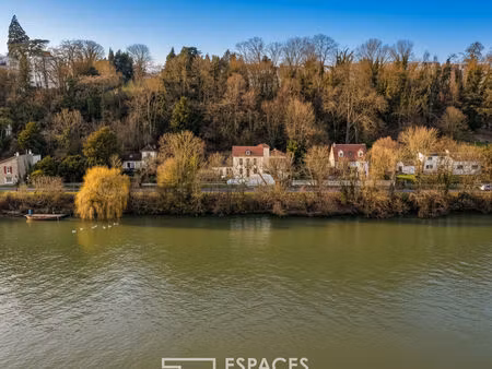 maison familiale en bord de seine.