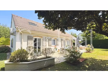 maison de luxe à vendre dans le quartier le parc et la tuilerie