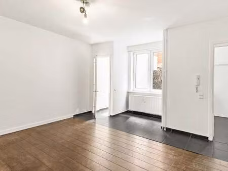 maison à louer à antwerpen € 895 (lpcym) - immo bib | zimmo
